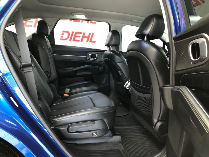 Certified 2021 Kia Sorento SX image 11