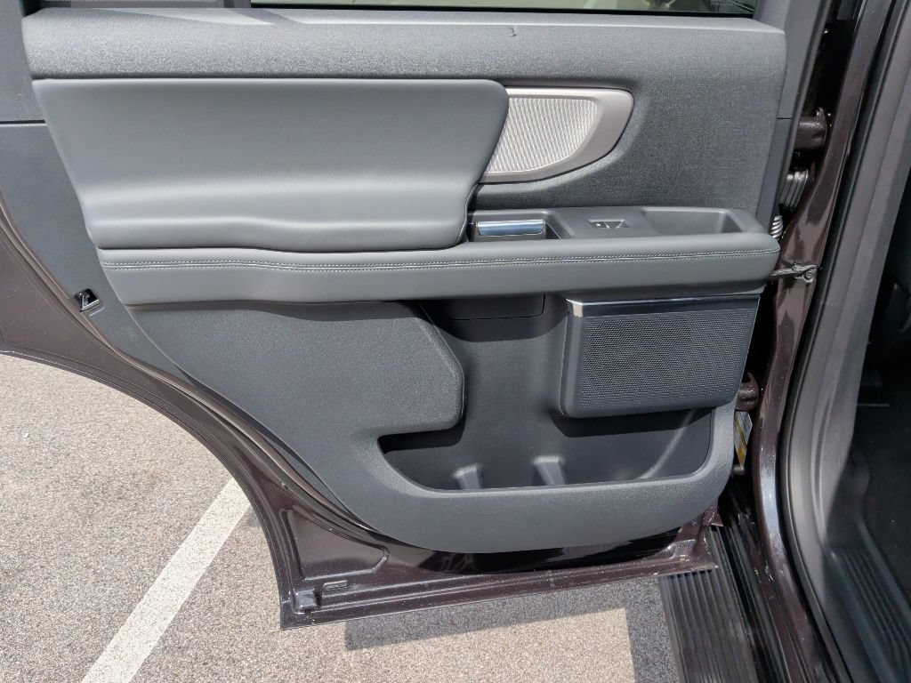 New 2026 Ford Expedition Active RWD image 34