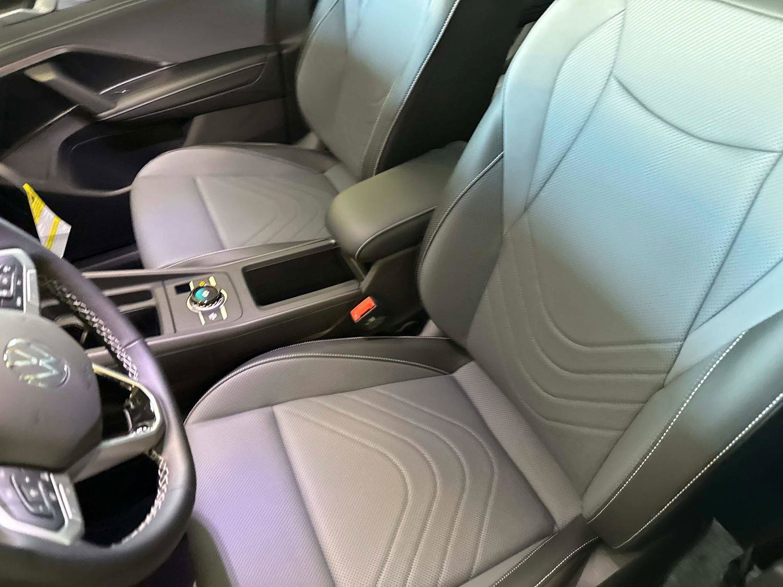 New 2026 Volkswagen Tiguan SE image 22