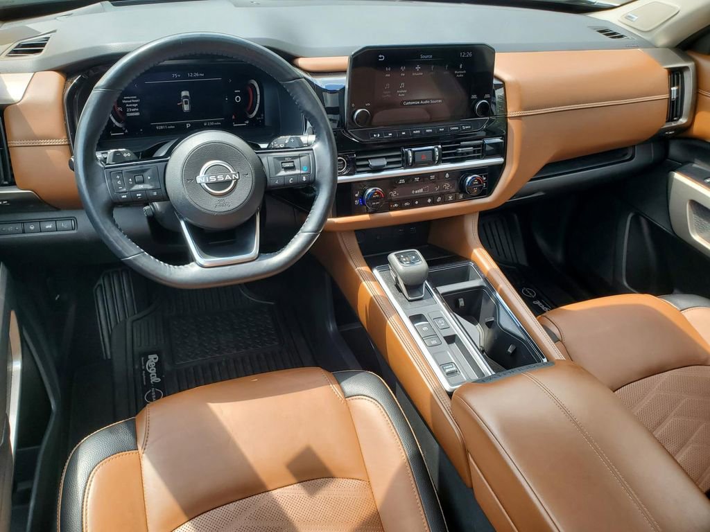 Used 2023 Nissan Pathfinder Platinum FWD image 16