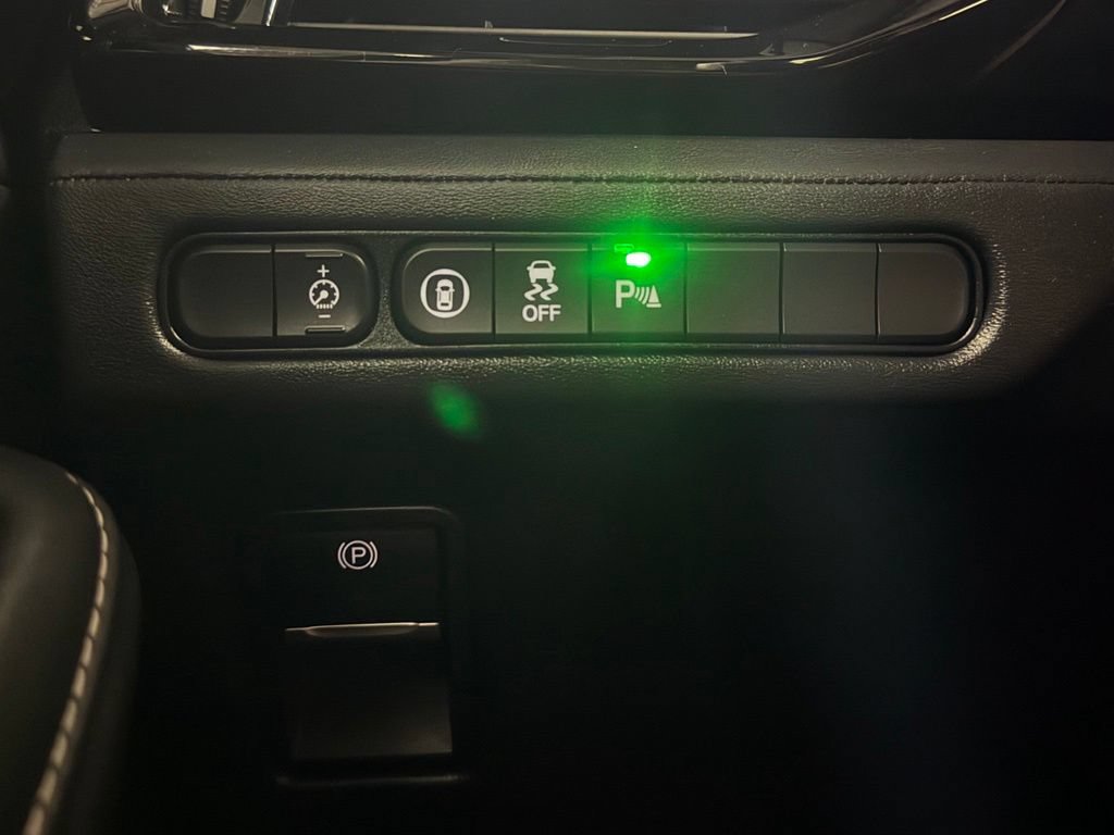 Used 2022 Acura MDX w/ Technology Package AWD/4WD image 14