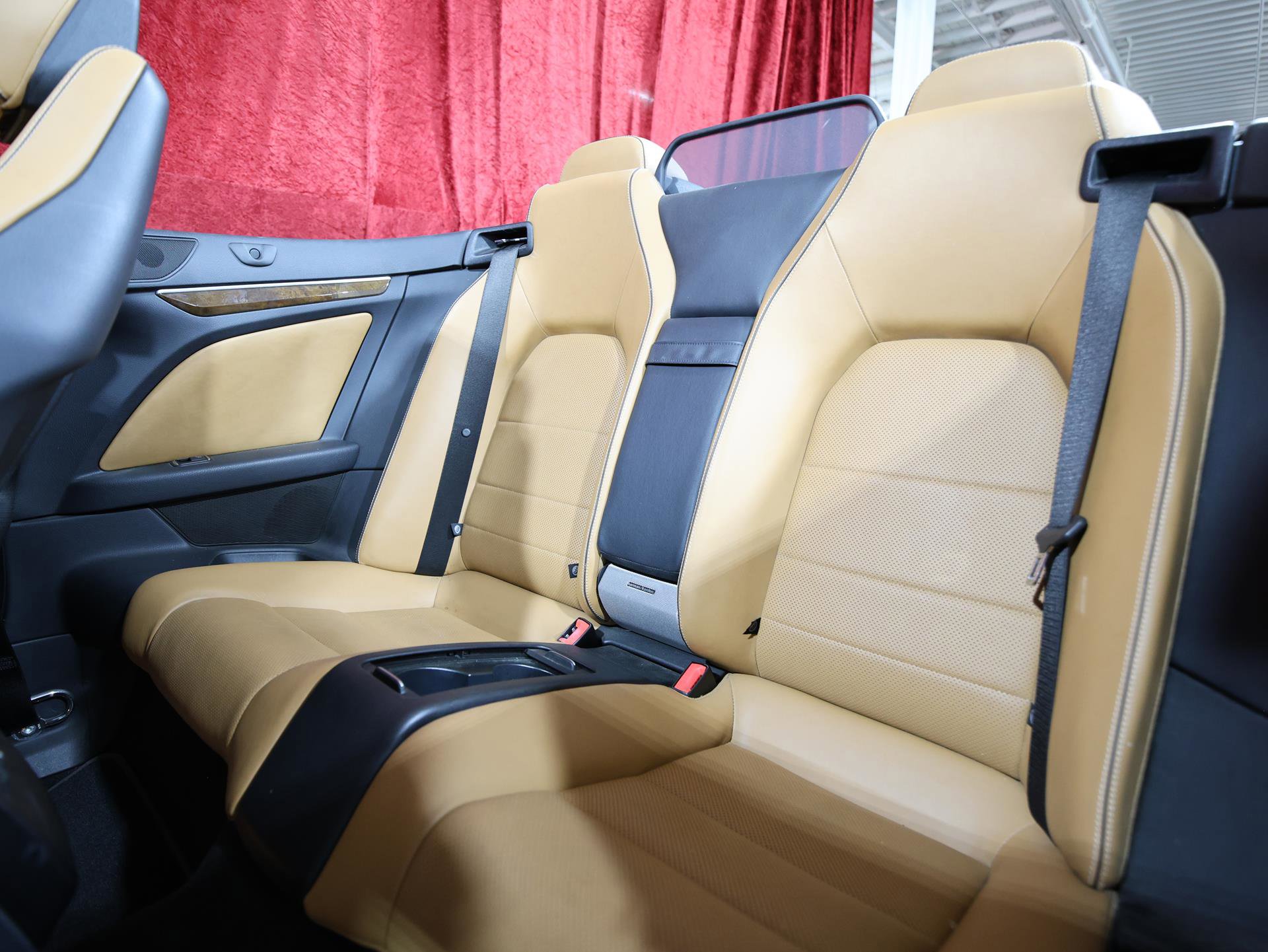 Used 2015 Mercedes-Benz E 400 Cabriolet image 16