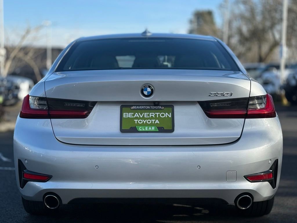 Used 2019 BMW 330i Sedan w/ Premium Package image 4