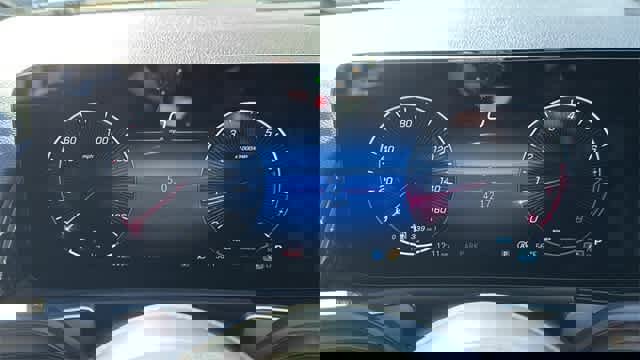 Certified 2025 Mercedes-Benz GLB 250 4MATIC image 91