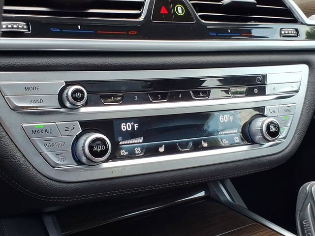 Used 2021 BMW 740i xDrive w/ Premium Package AWD/4WD image 21