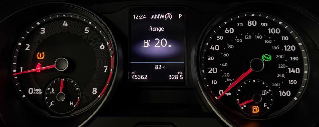 Used 2021 Volkswagen Atlas Cross Sport SE AWD/4WD image 16