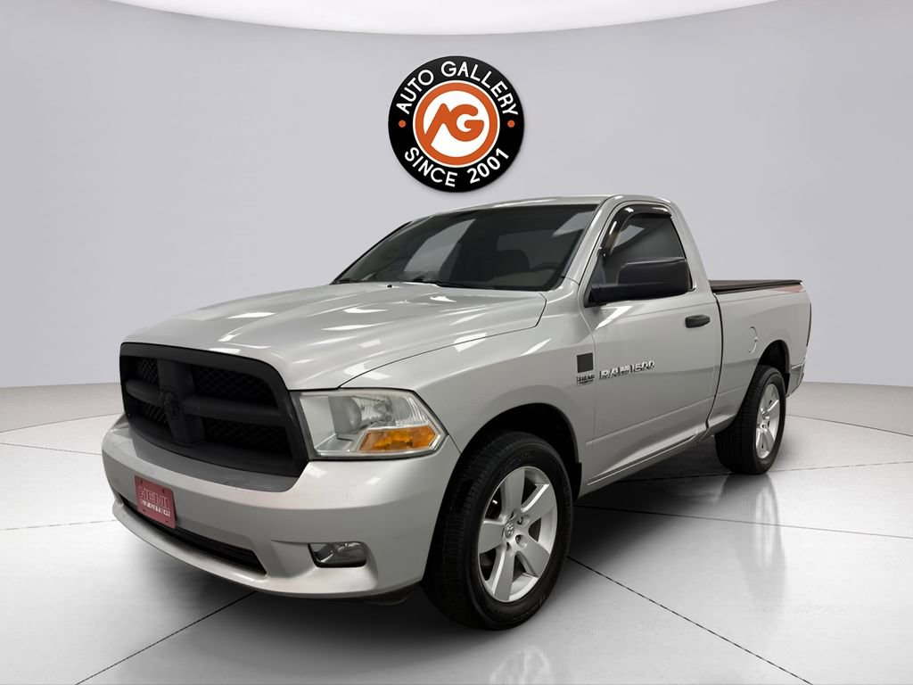 Used 2012 RAM 1500 Express RWD image 3