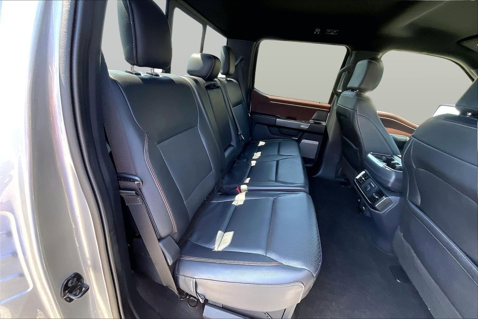 Used 2022 Ford F150 Lariat w/ Equipment Group 502A High AWD/4WD image 27