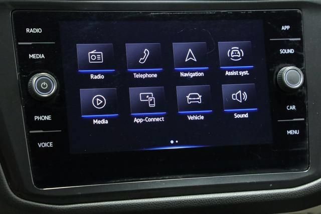Certified 2023 Volkswagen Tiguan SE FWD image 13