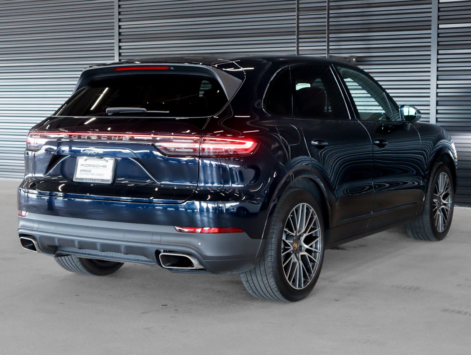 Certified 2023 Porsche Cayenne AWD/4WD image 10