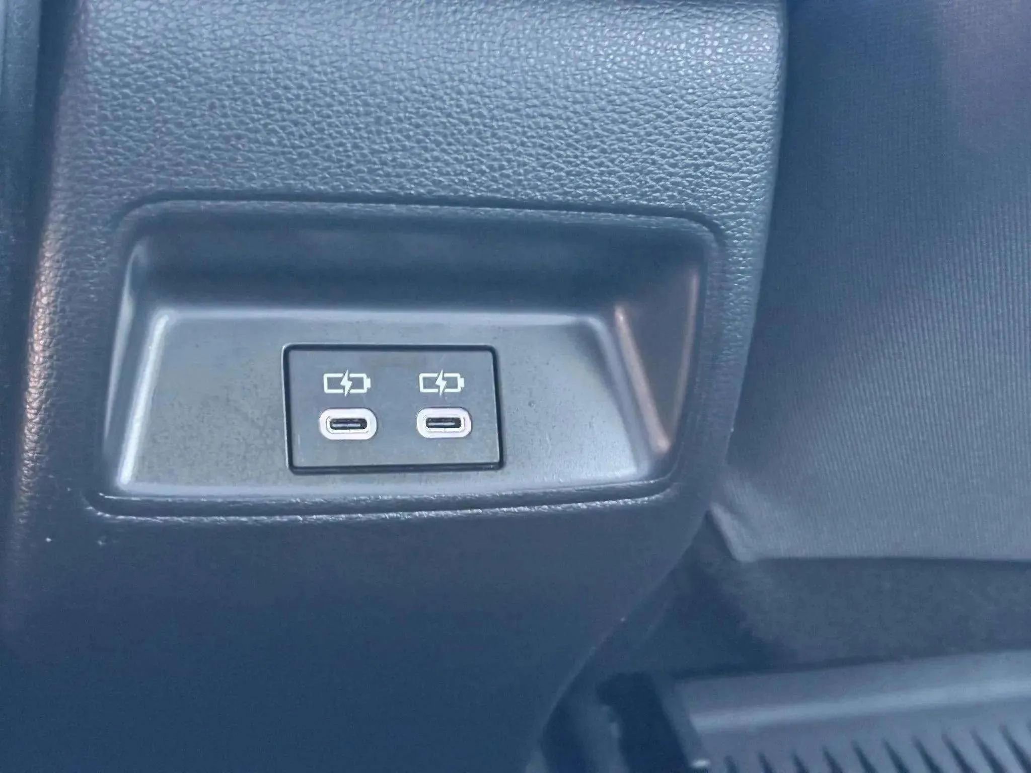Used 2024 Toyota Corolla LE image 17