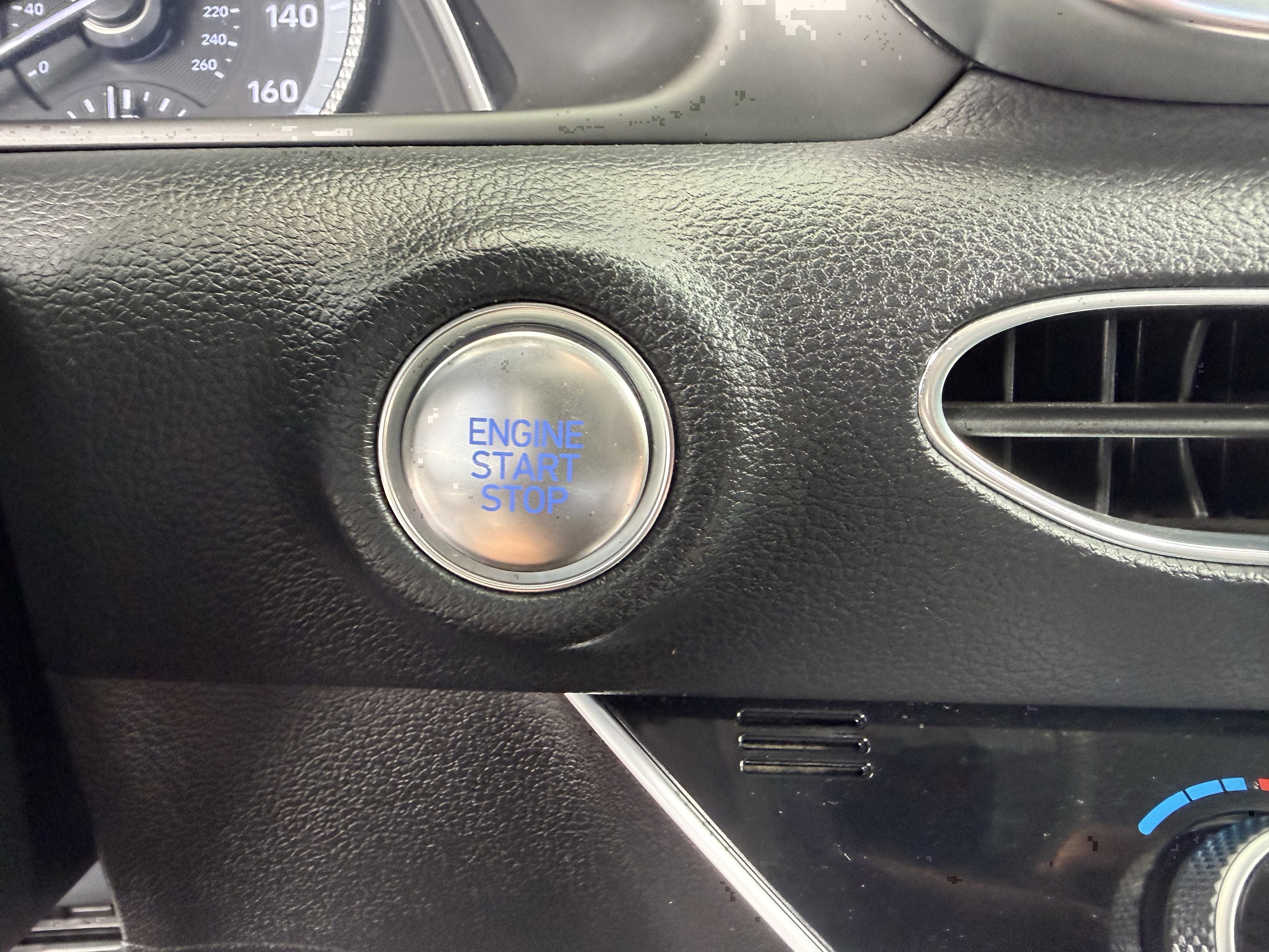 Used 2022 Hyundai Sonata SEL image 17