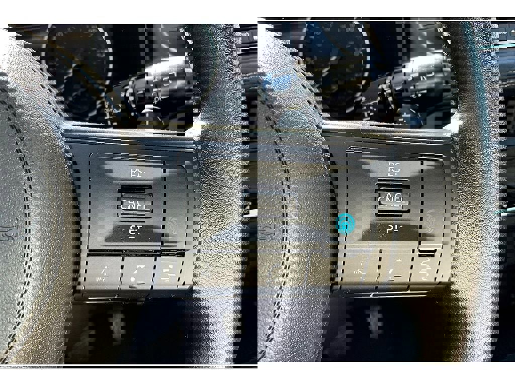 Used 2024 Nissan Rogue SV image 22