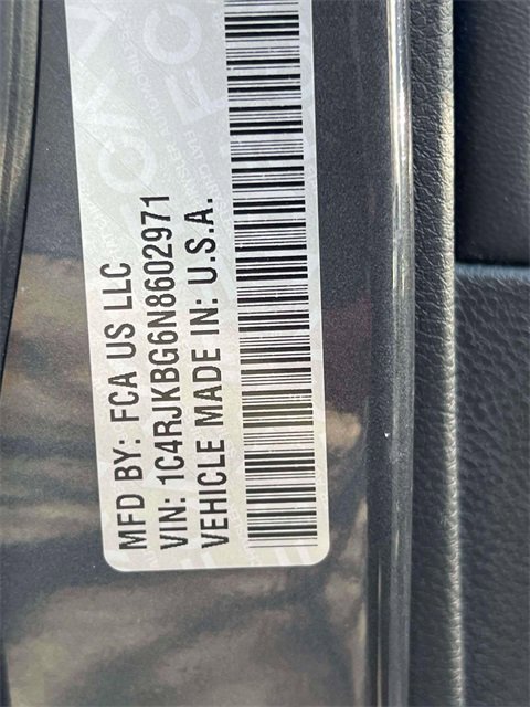 Used 2022 Jeep Grand Cherokee L Limited w/ Black Appearance Package image 19