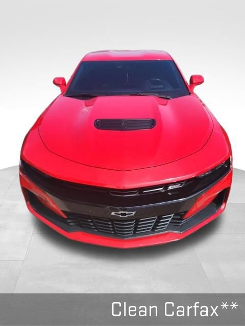 Used 2019 Chevrolet Camaro SS RWD image 2