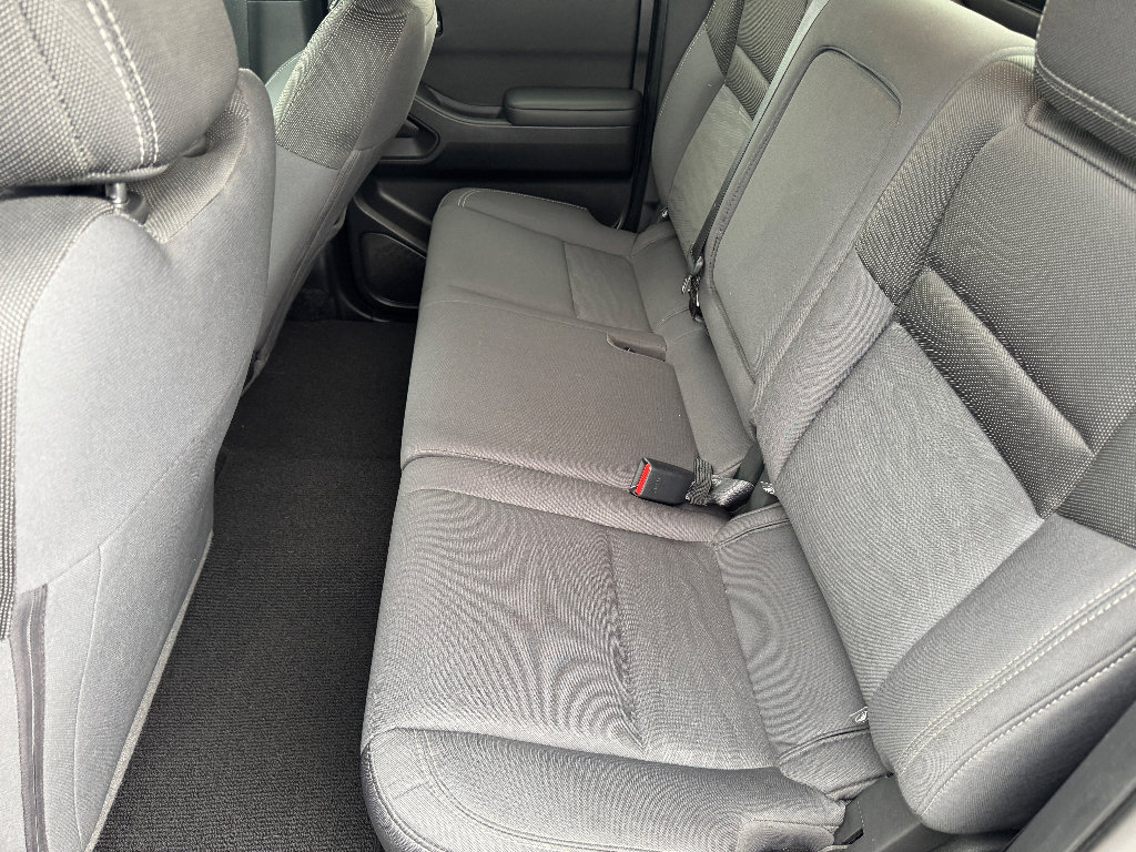 Used 2023 Nissan Frontier SV w/ Technology Package image 14