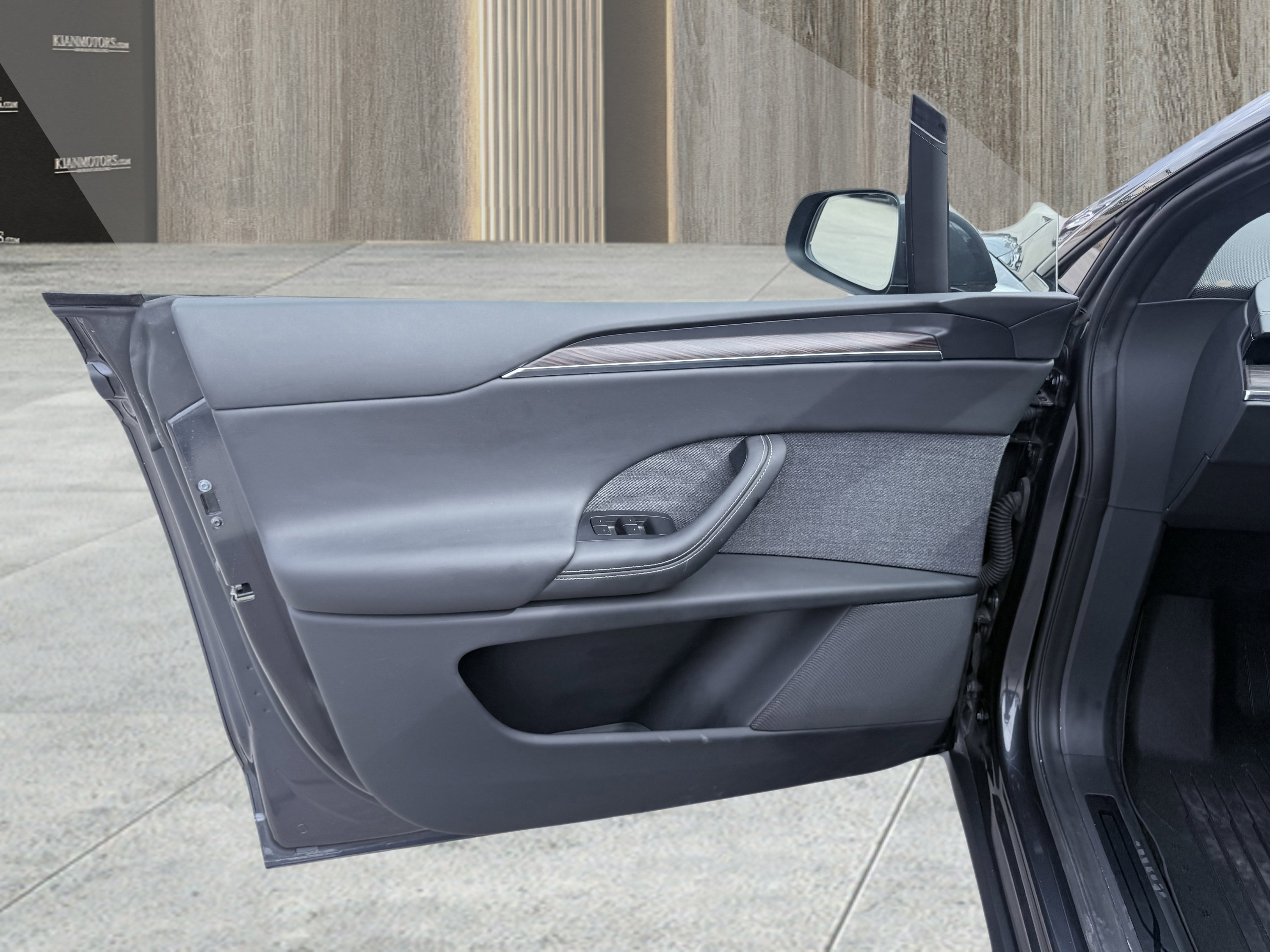 Used 2024 Tesla Model X Long Range image 32