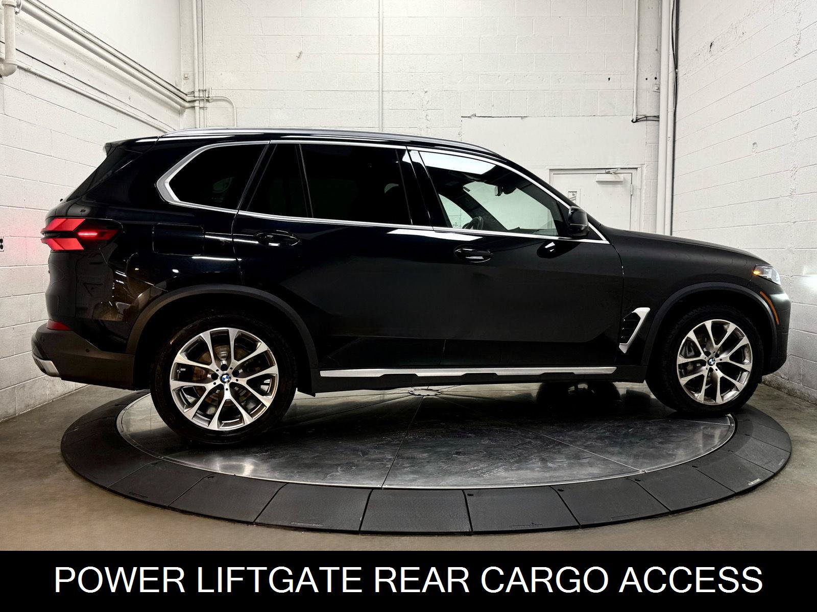 Used 2024 BMW X5 xDrive40i w/ Parking Assistance Package AWD/4WD image 9