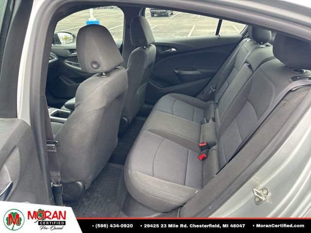 Used 2017 Chevrolet Cruze LT w/ Convenience Package FWD image 22