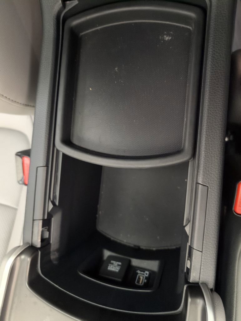 Used 2020 Honda Accord Touring image 46