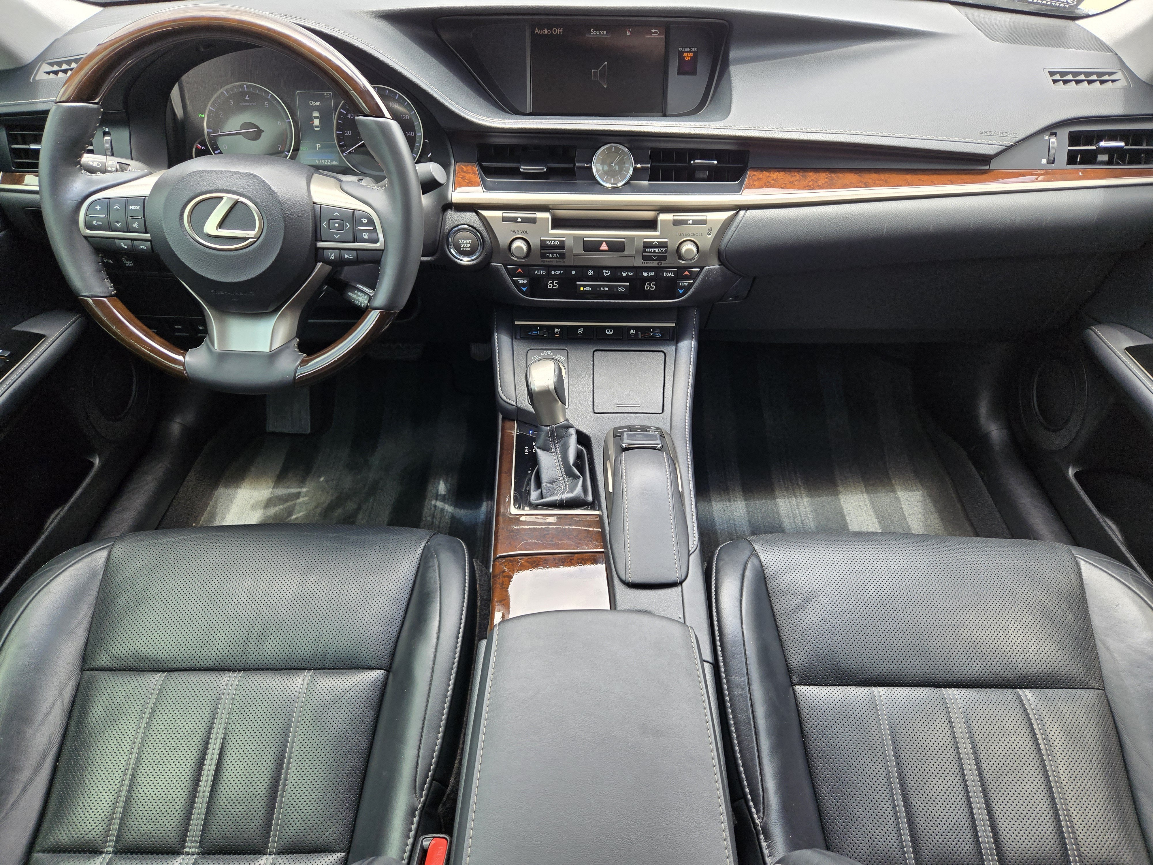 Used 2017 Lexus ES 350 w/ Luxury Package FWD image 28