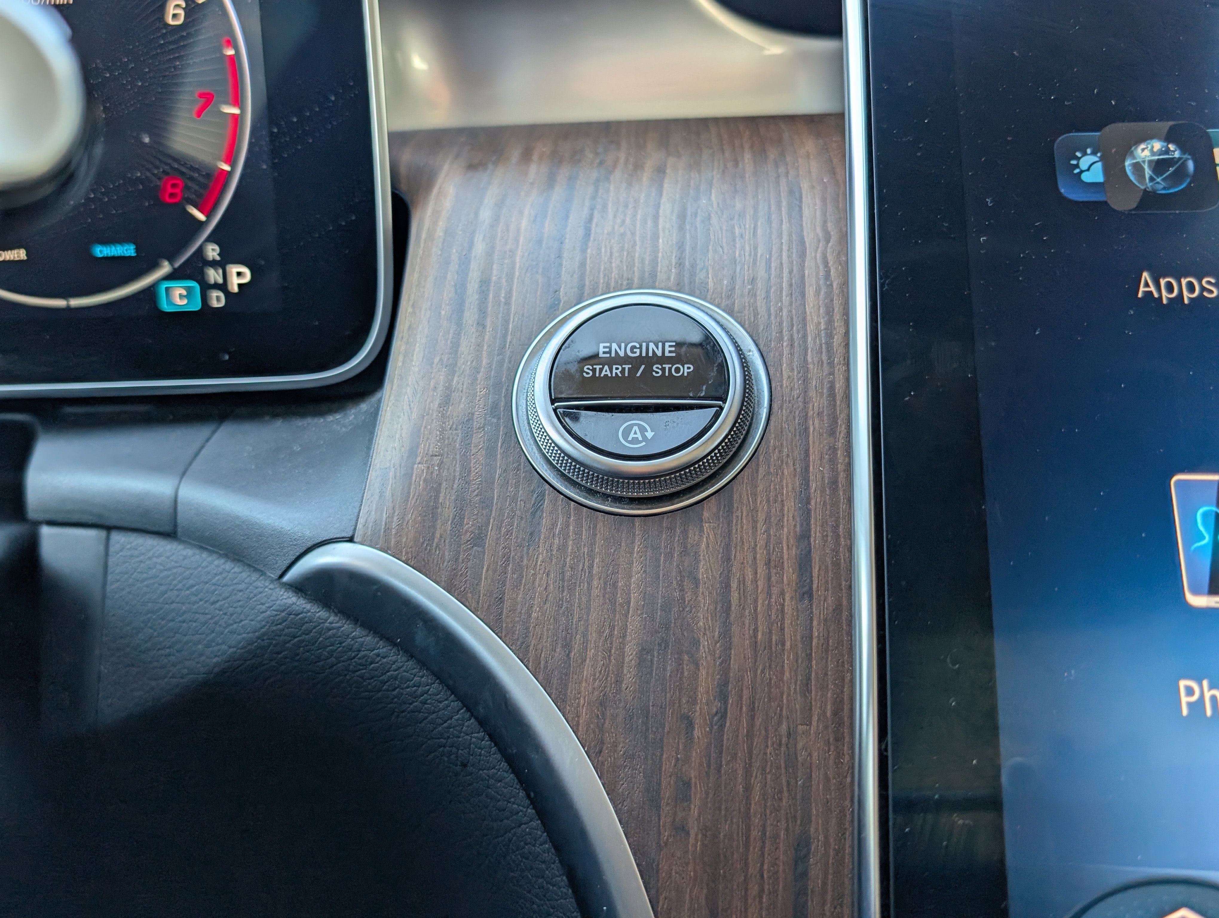 Used 2023 Mercedes-Benz GLC 300 image 25