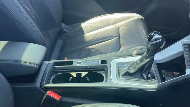Used 2021 Audi Q3 2.0T Premium w/ Convenience Package AWD/4WD image 5