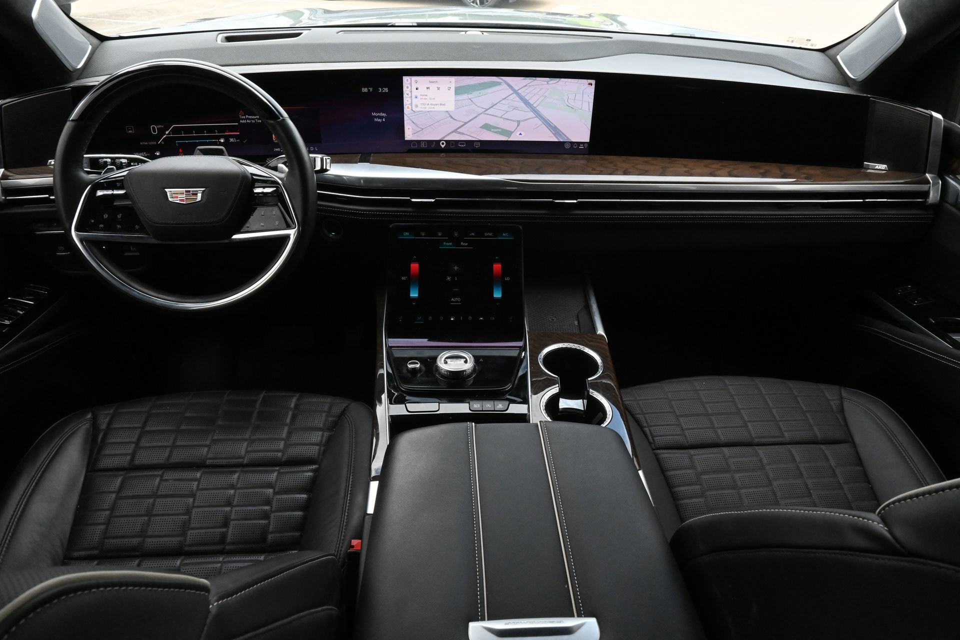 Certified 2025 Cadillac Escalade Sport Platinum w/ LPO, Floor Liner Package AWD/4WD image 8