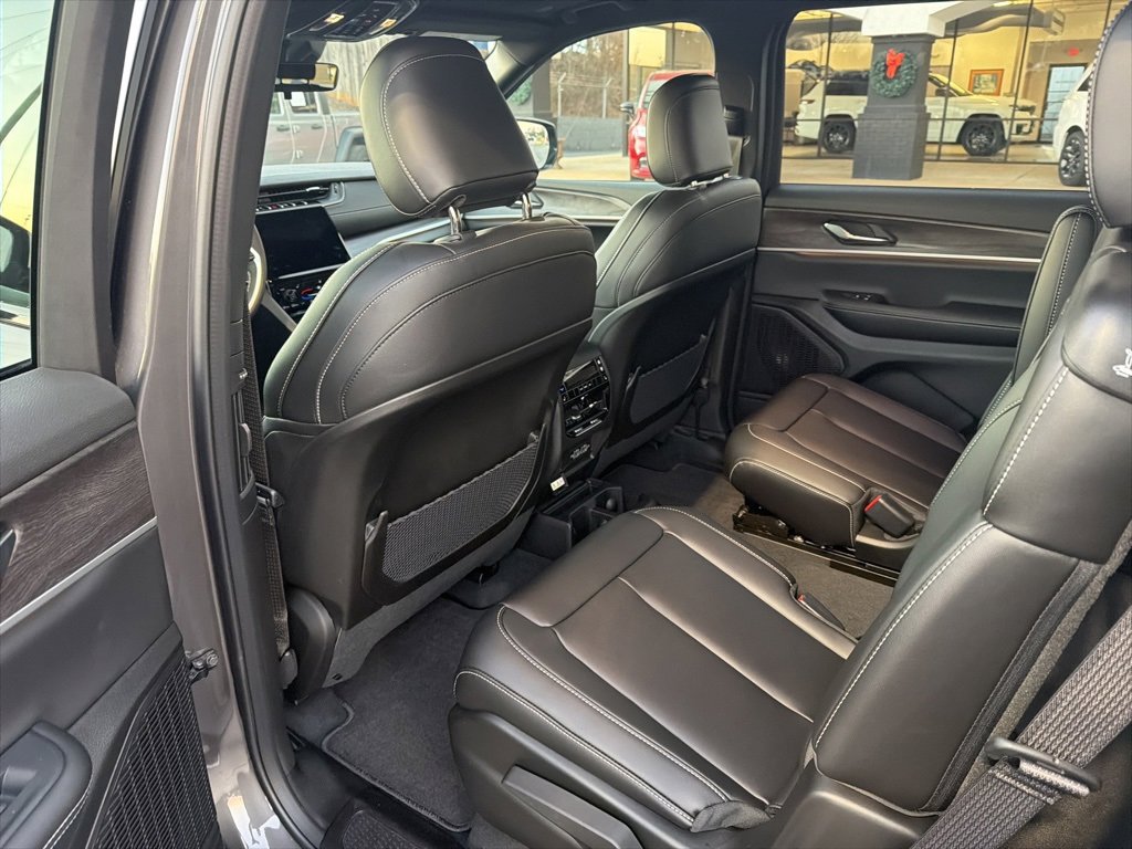 New 2025 Jeep Grand Cherokee L Limited image 21