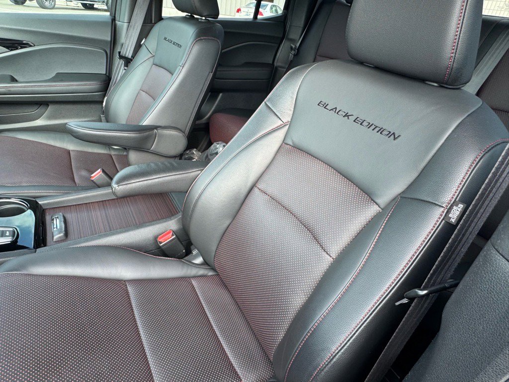 Used 2022 Honda Ridgeline Black Edition image 18