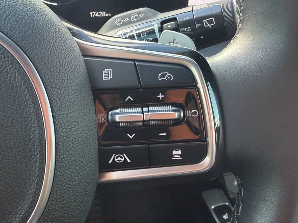 Certified 2025 Kia Sorento SX Prestige AWD/4WD image 40