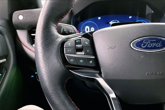 Used 2025 Ford Explorer ST-Line w/ Premium Package image 24