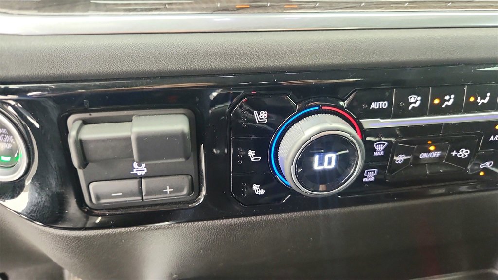 Used 2022 Chevrolet Silverado 1500 LTZ image 23