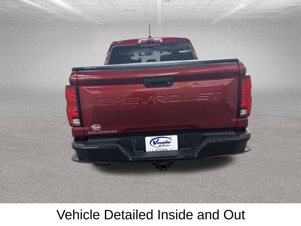 Used 2024 Chevrolet Colorado Z71 w/ Z71 Convenience Package 2 AWD/4WD image 11