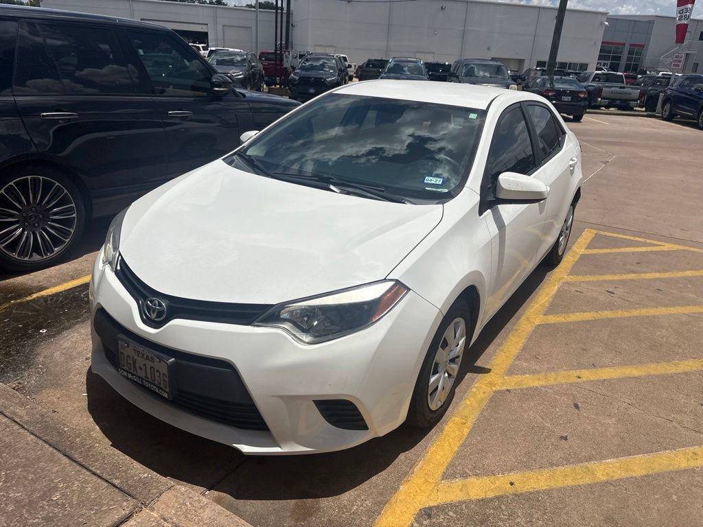Used 2014 Toyota Corolla LE FWD image 4
