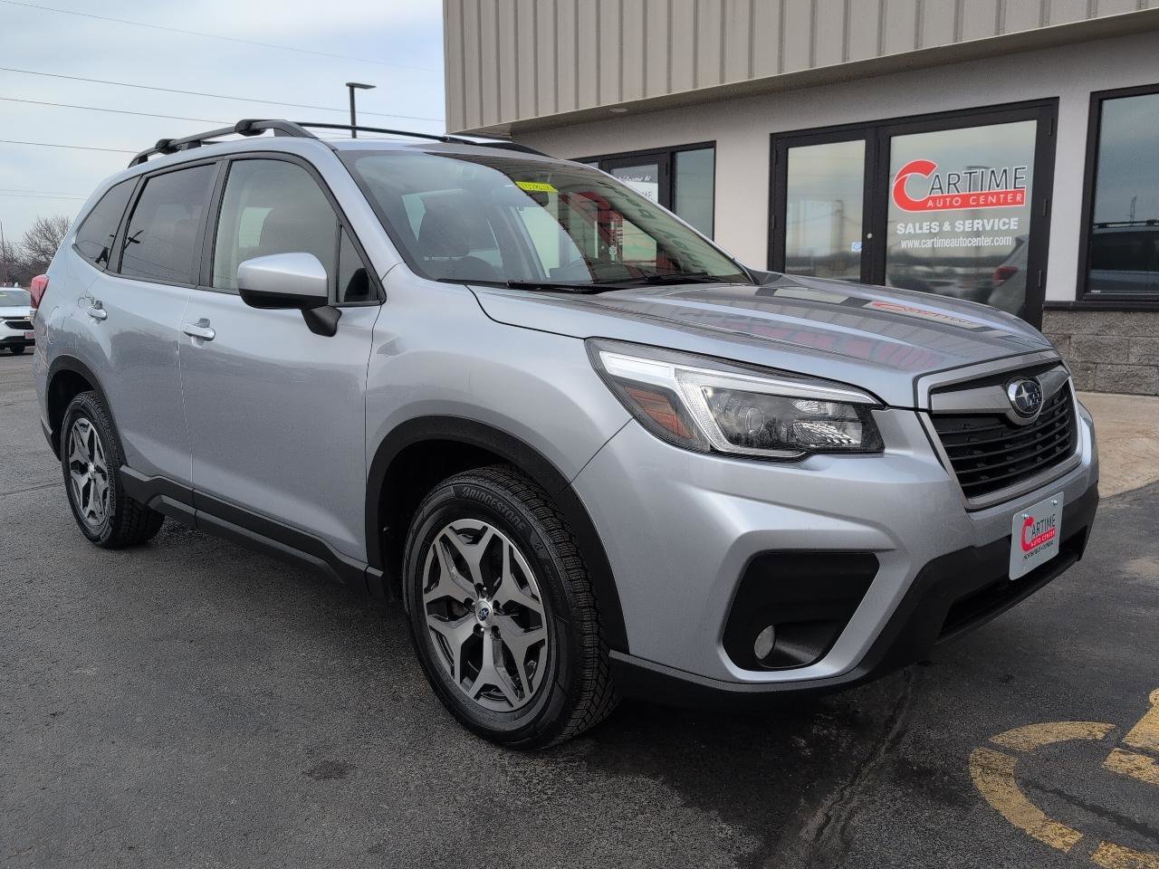 Used 2021 Subaru Forester Premium image 2