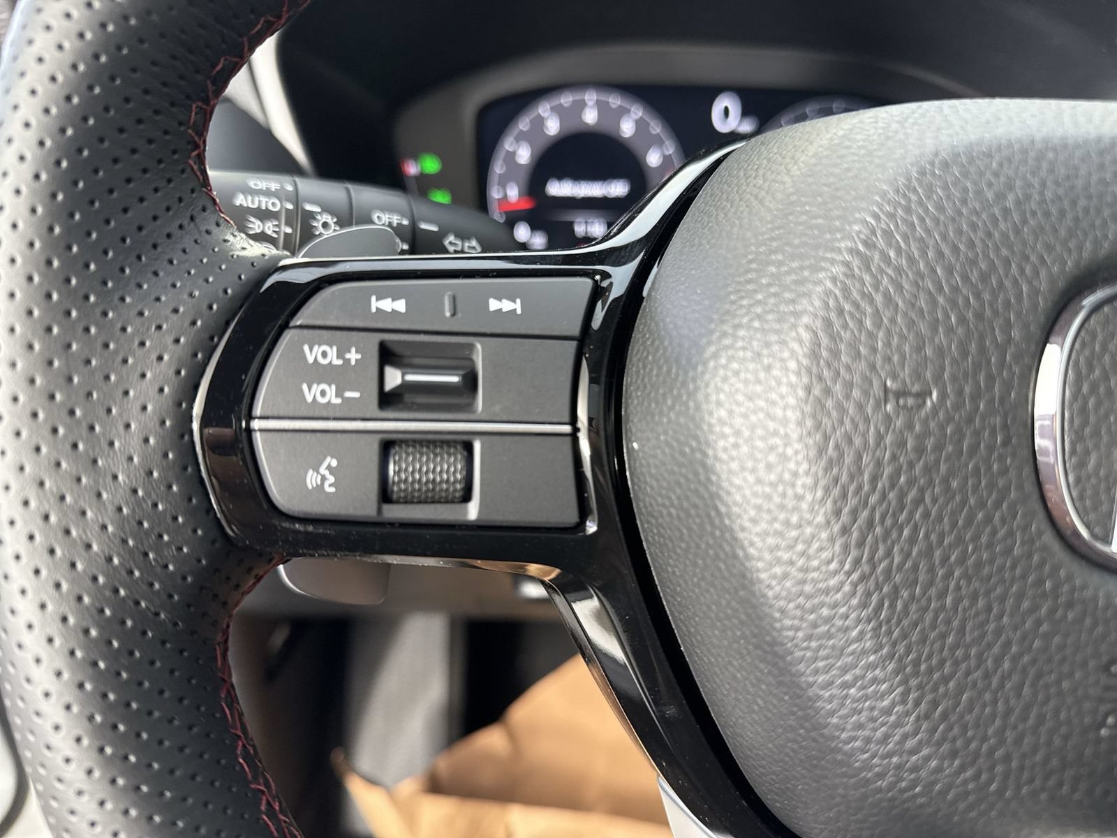New 2026 Acura ADX A-Spec w/ Advance Package AWD/4WD image 12