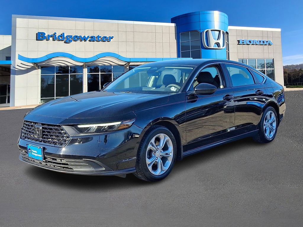 Used 2023 Honda Accord LX image 3