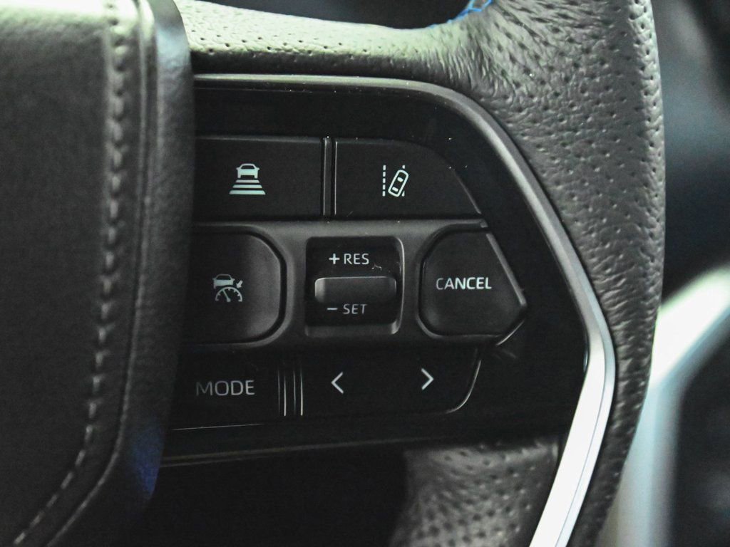 Used 2025 Toyota Tundra Platinum image 30