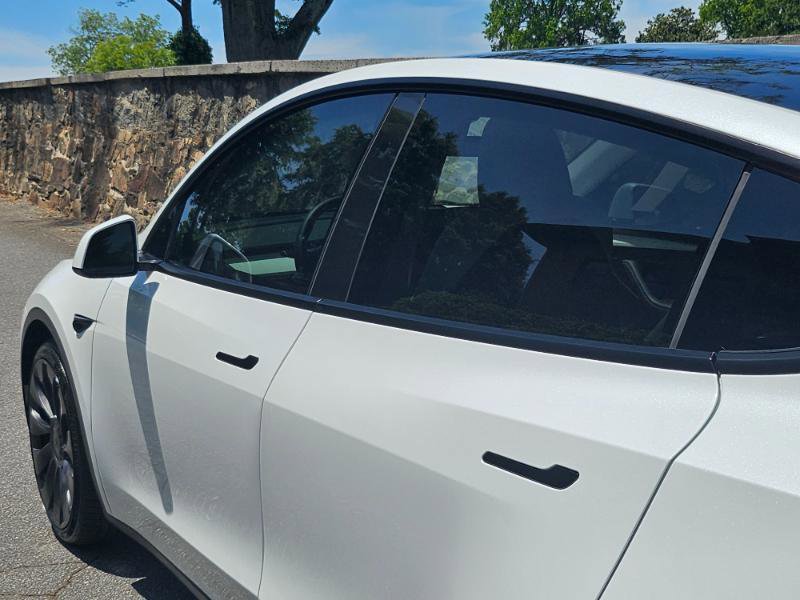 Used 2023 Tesla Model Y Performance AWD/4WD image 23