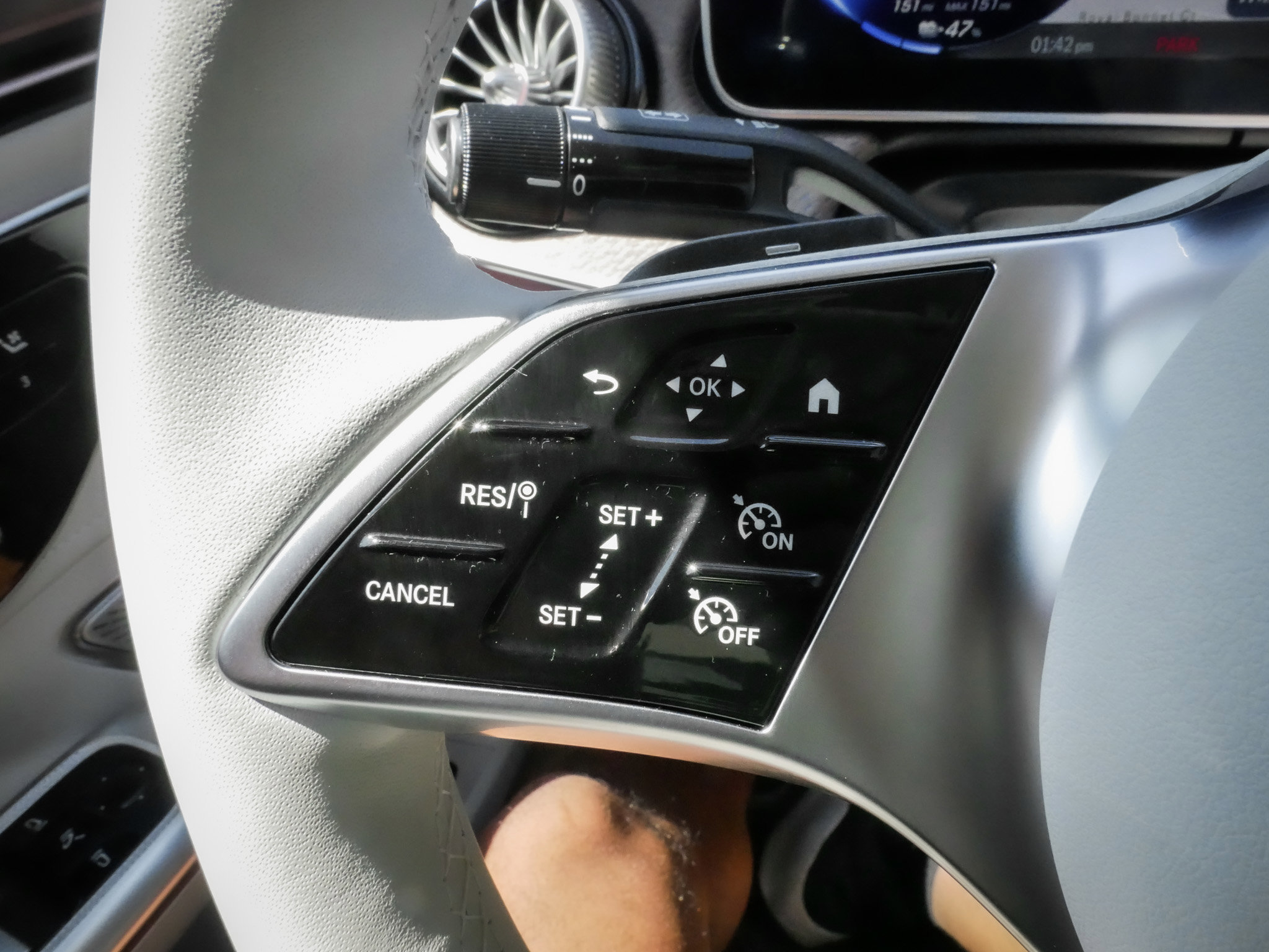 Used 2023 Mercedes-Benz EQE 350+ 4MATIC Sedan image 19