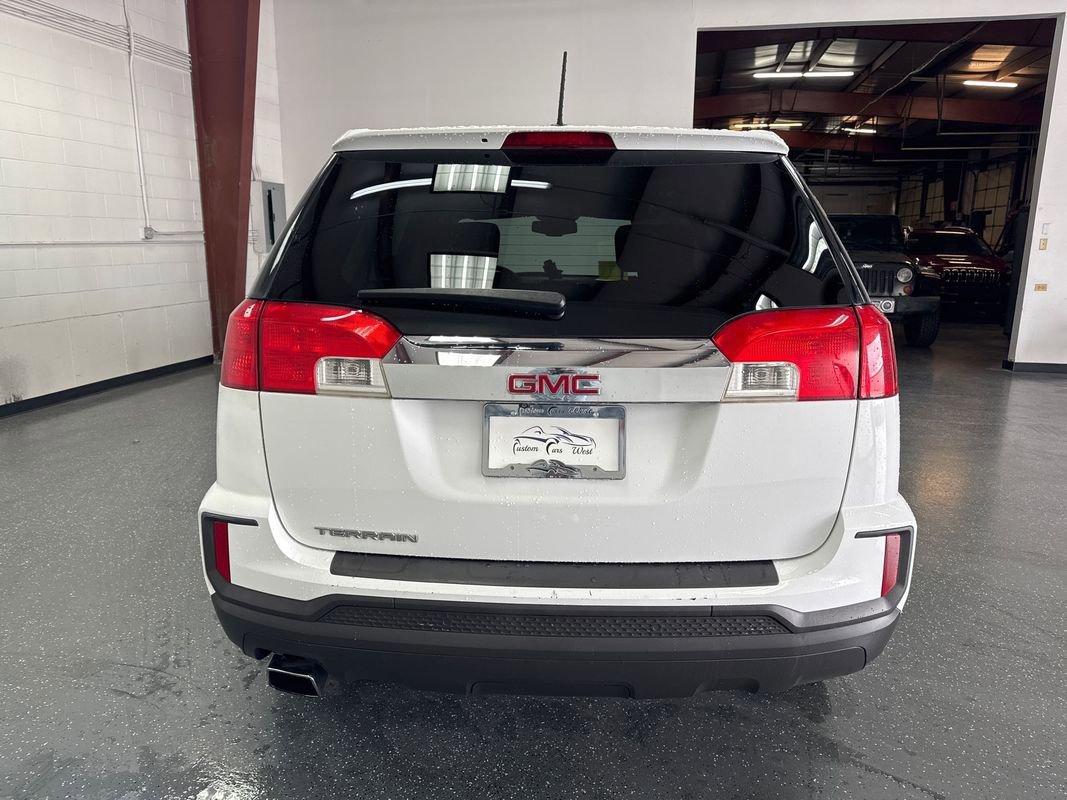Used 2017 GMC Terrain SLE image 5