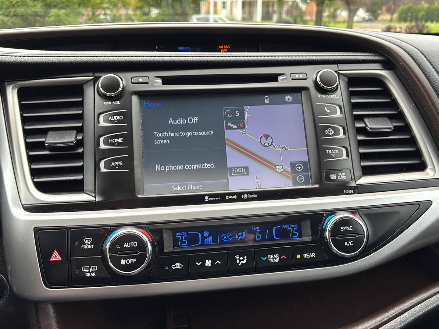Used 2016 Toyota Highlander XLE AWD/4WD image 28