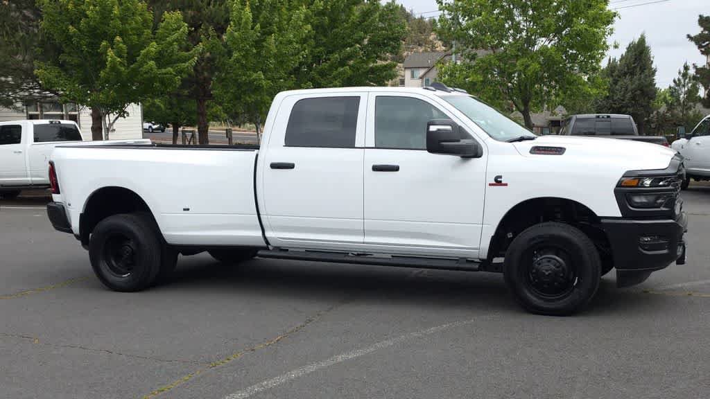 New 2026 RAM 3500 Tradesman AWD/4WD image 2