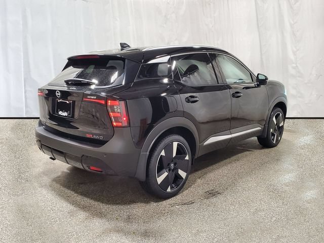 Used 2025 Nissan Kicks SR AWD/4WD image 3