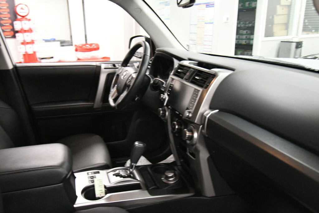 Certified 2024 Toyota 4Runner SR5 Premium image 28