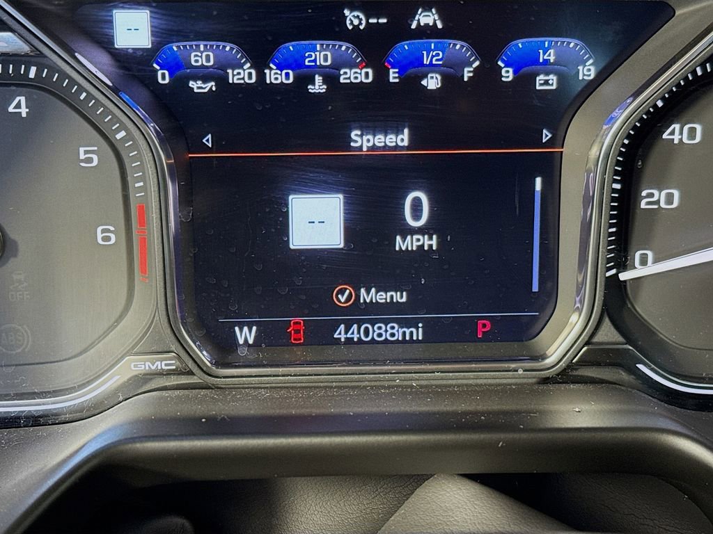 Used 2021 GMC Yukon SLT w/ SLT Premium Package image 12