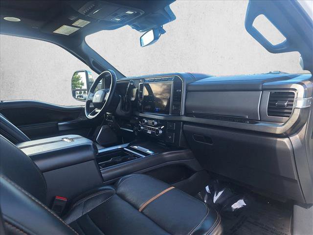 Used 2024 Ford F250 Platinum w/ FX4 Off-Road Package AWD/4WD image 17