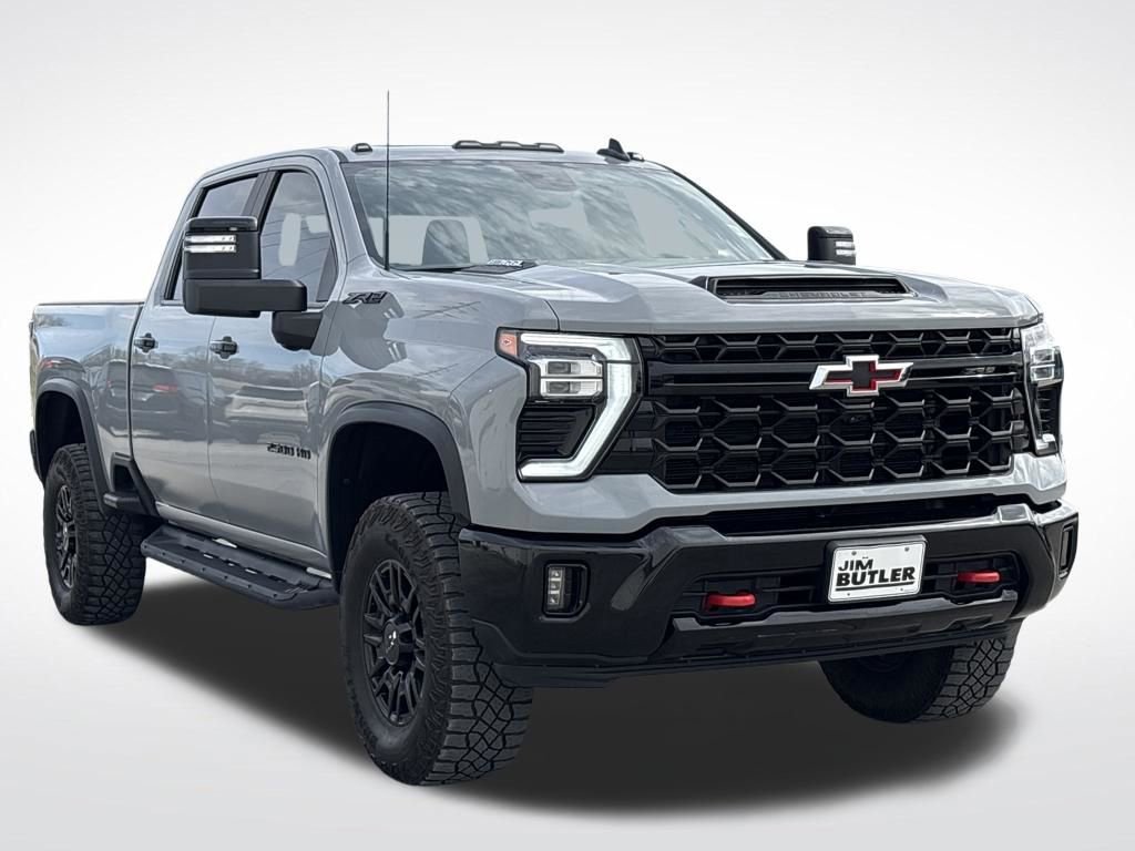 Used 2024 Chevrolet Silverado 2500 ZR2 w/ Technology Package image 9
