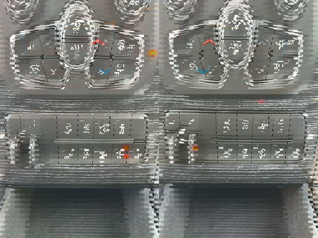 Used 2014 RAM 2500 Limited image 20